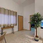 Apartamento T0 Mfa, 400m Dos Pescadores